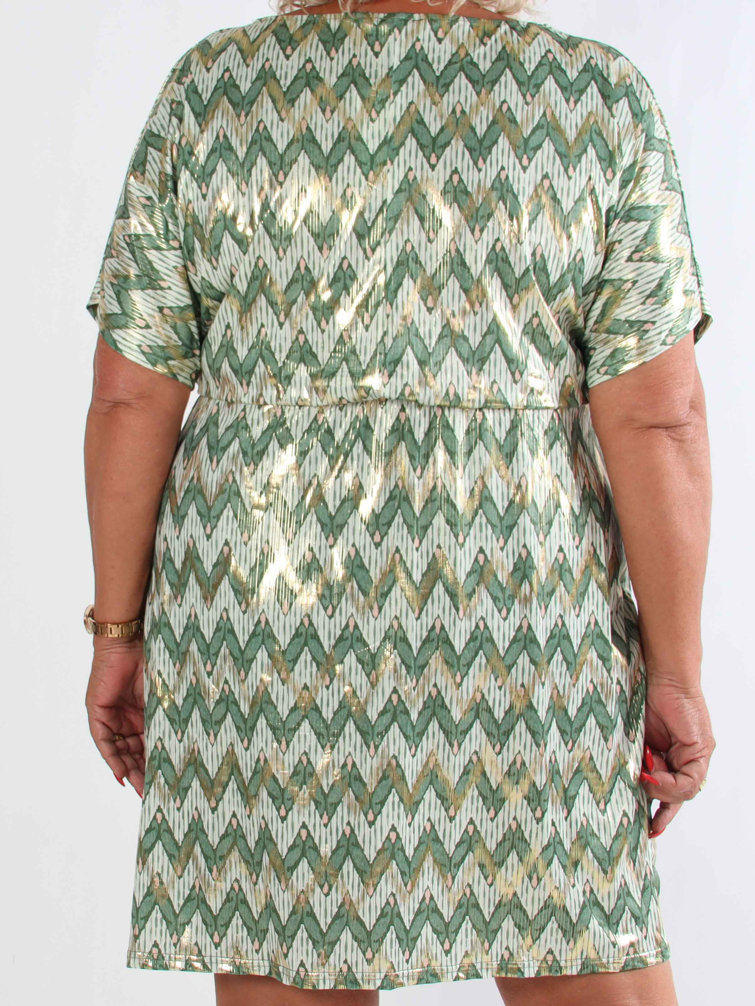 Venus Zigzag - Elastisk mønstret plus size kjole med guld detaljer